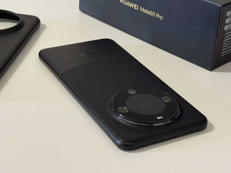 Бартер! Huawei MATE 60 Pro 512GB Black (Черен)