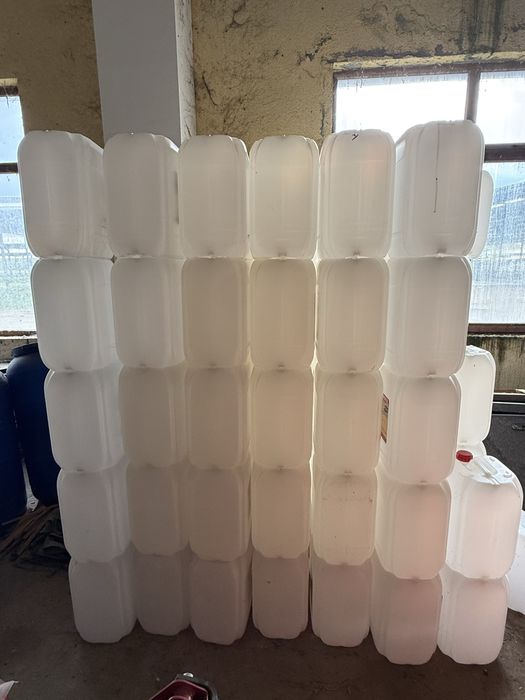 Празни туби 20л.