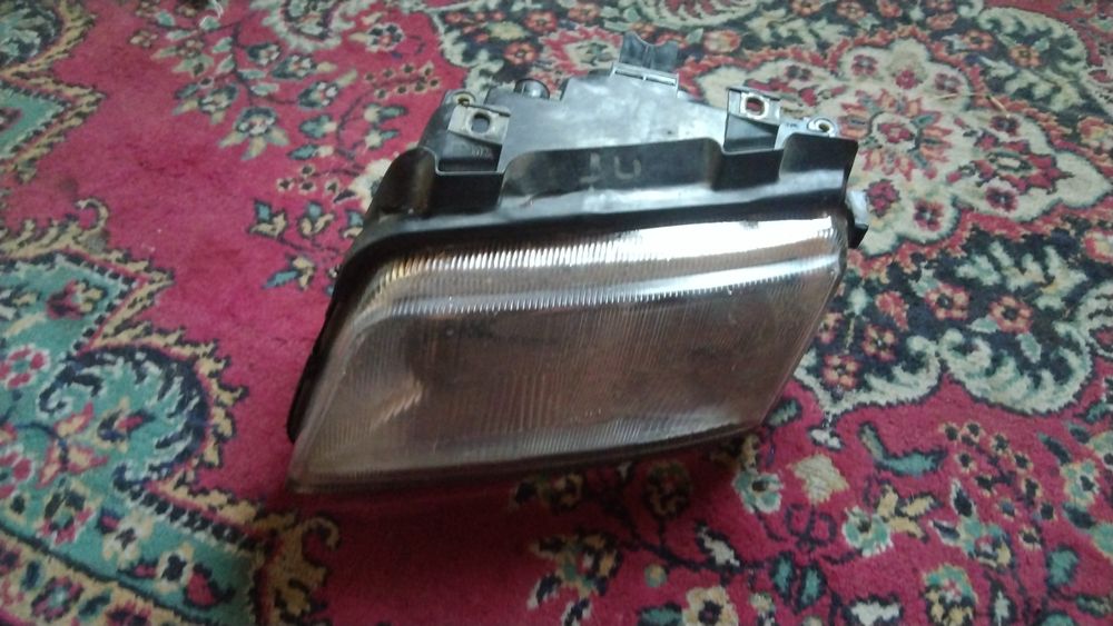 Фара от ауди а4 б5