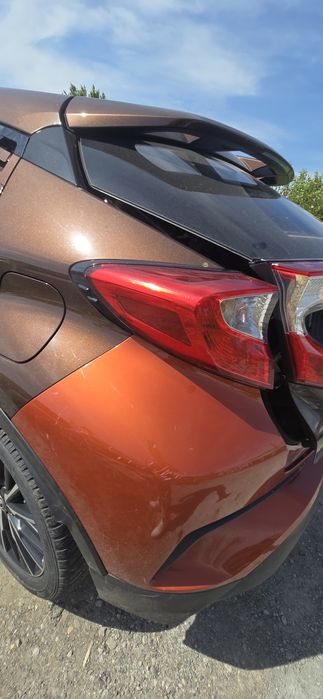 Stop stanga spate toyota c-hr