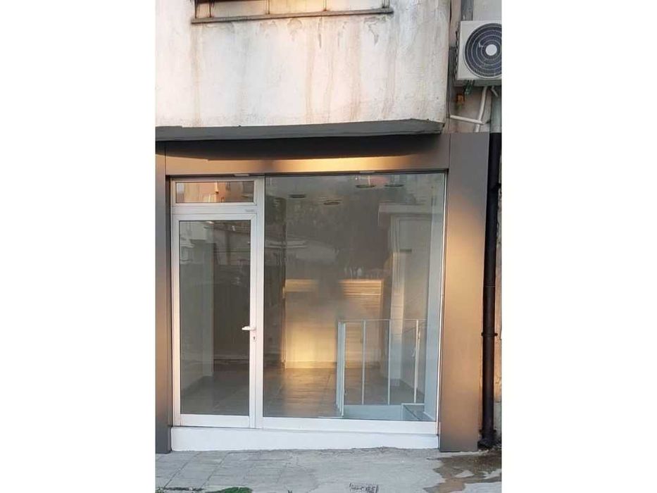 Дава се под наем Магазин в Варна, Център - 52 кв.м за 400 € - Снимка #3