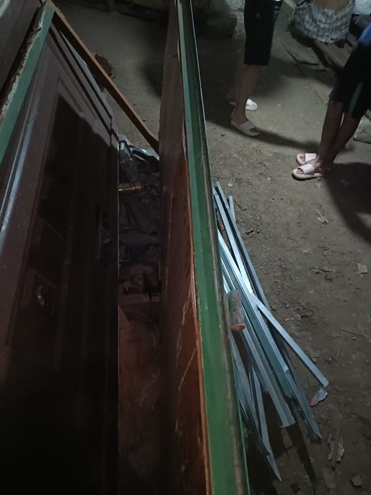 Продам дверь железную