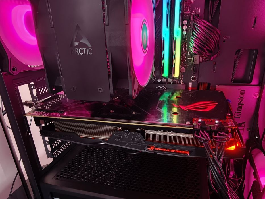 Видеокарта ASUS ROG Strix Radeon RX Vega 56 8GB OC