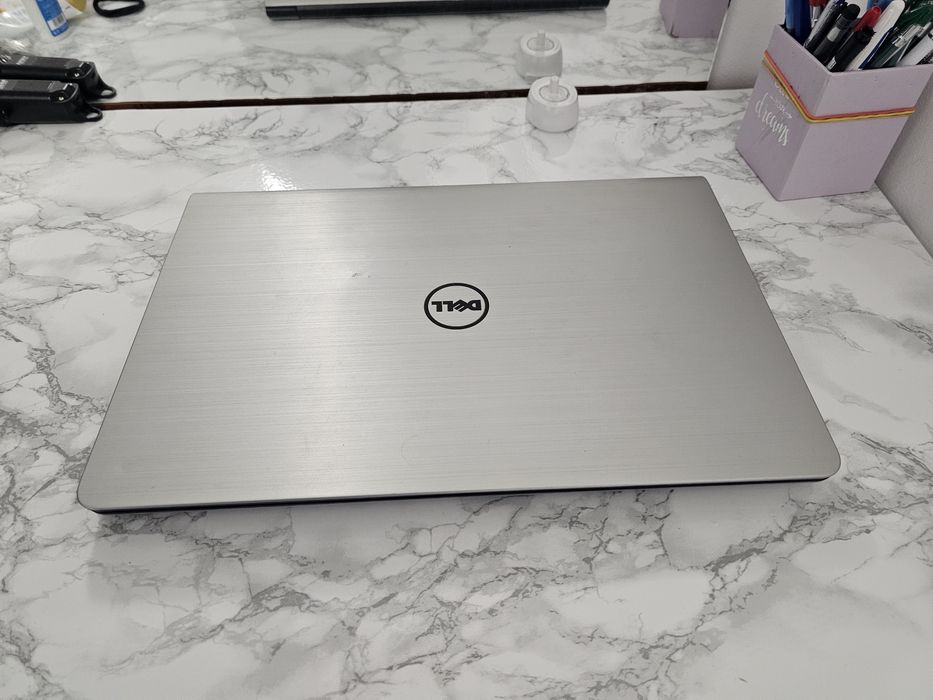 Laptop Dell inspiron 5548  i7 ,ssd 250 , 8 ram ,4 video