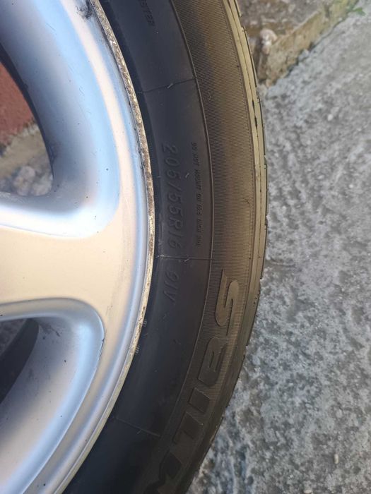 Алуминиева джанта с гума Р16