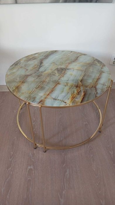 Masa rotunda mobilier