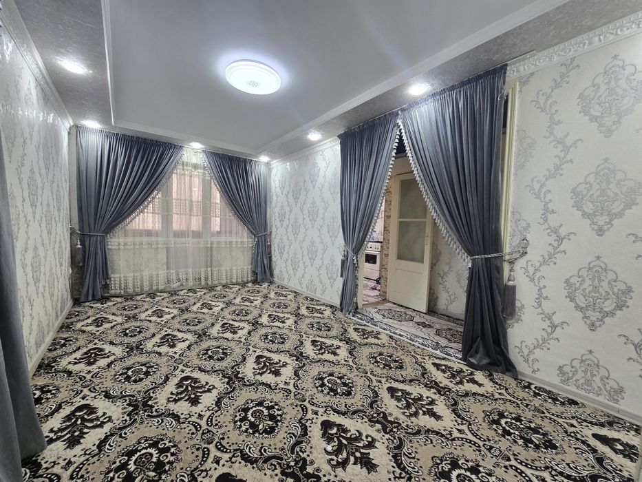 Zudlik bilan frunze massifda 2 chi etaj 2 xonali kvartira  sotiladi