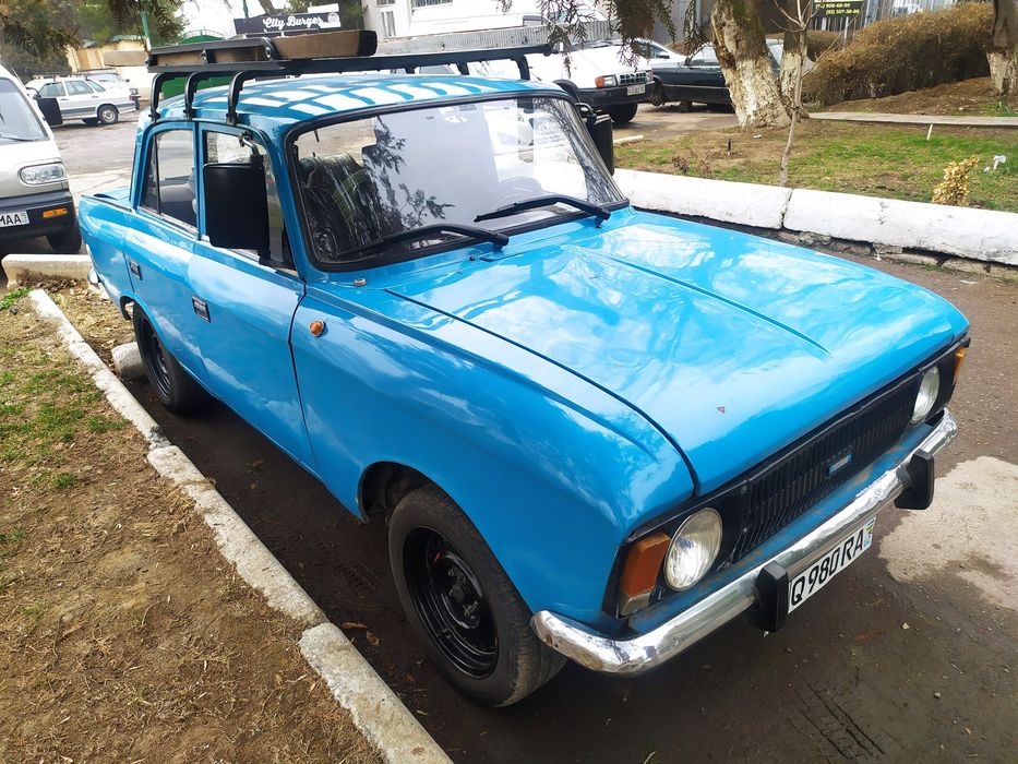 Продаётся Москвич ИЖ 412 год выпуска 1991колодки новые опорные диски н