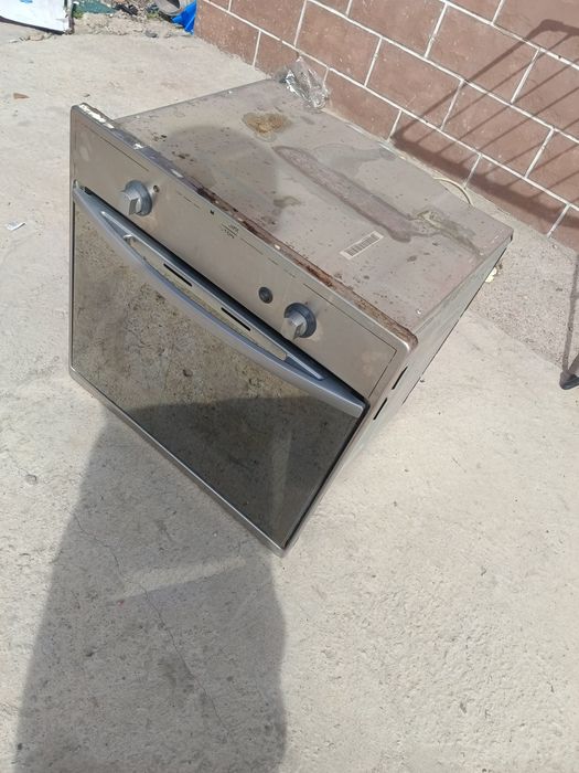 Встраиваемая духовка