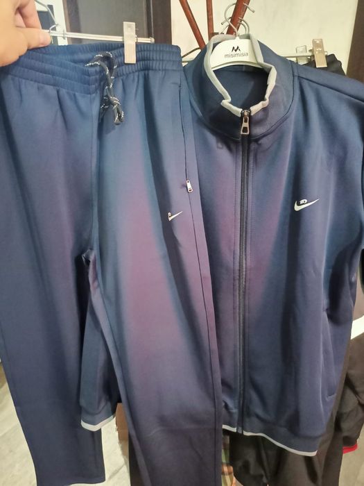 Спортивные костюмы 8.000