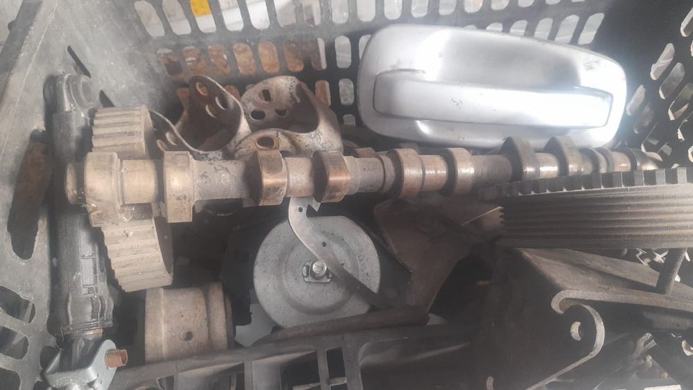 Продам запчасти от приоры