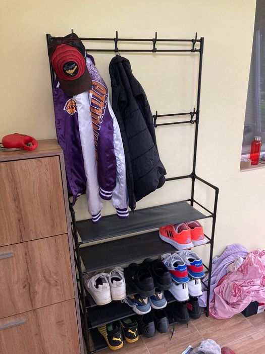 Стелаж за дрехи и обувки