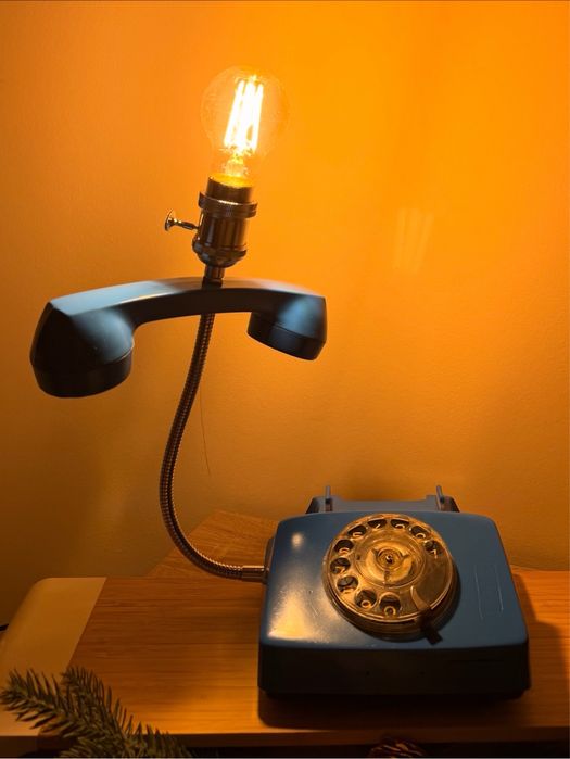 Лампа Телефон за бюро Реставрирана Ретро Лампа от стар телефон с шайба Ръчна Изработка