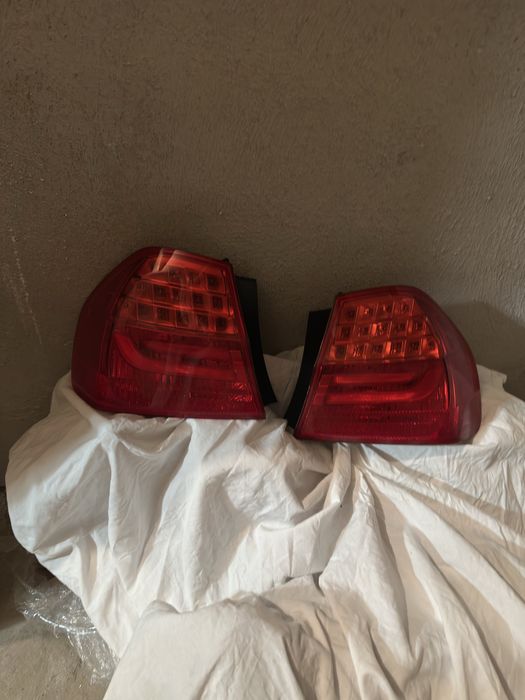 BMW E90 LCI задни стопове с дефект