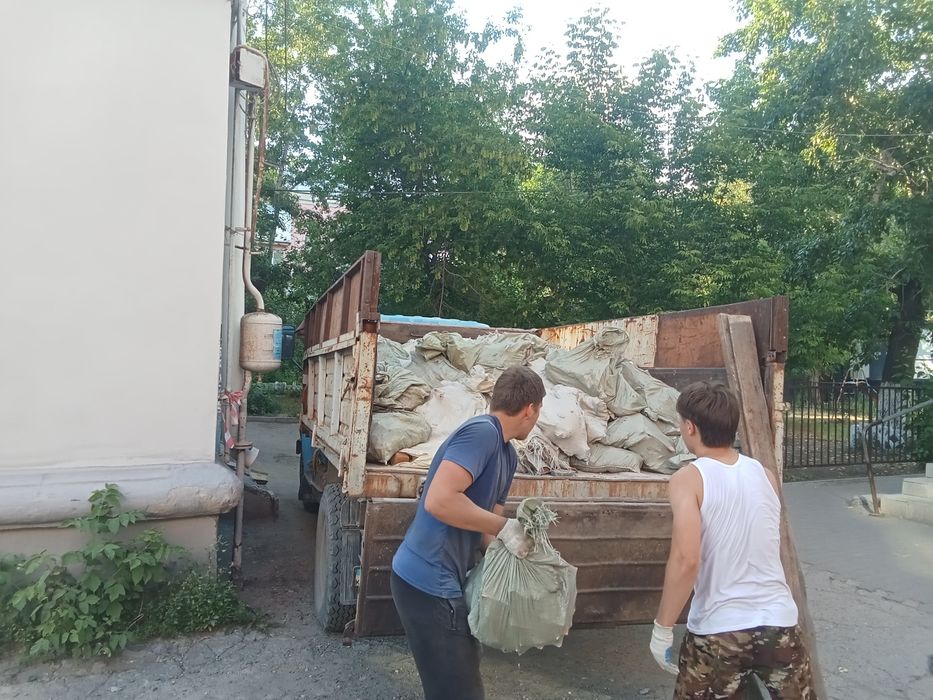 Вывоз мусора на Газ 3307