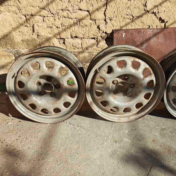 Джанти 15'', 5x100 за GOLF 4