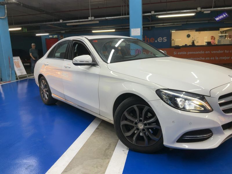 Mercedes-Benz C-Klasse C 220 d BlueTEC Avantgarde 2015