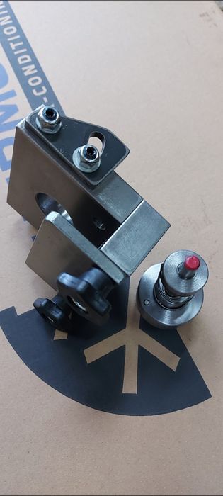 Шаблон за минификс комплект с фрезер 15мм. 
За минификс 34мм 
Има отво