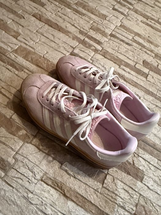 Adidas gazelle Bold