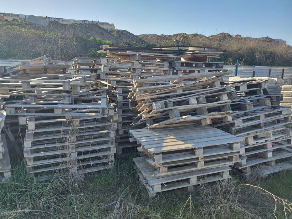 Палета, скари, дървен материал