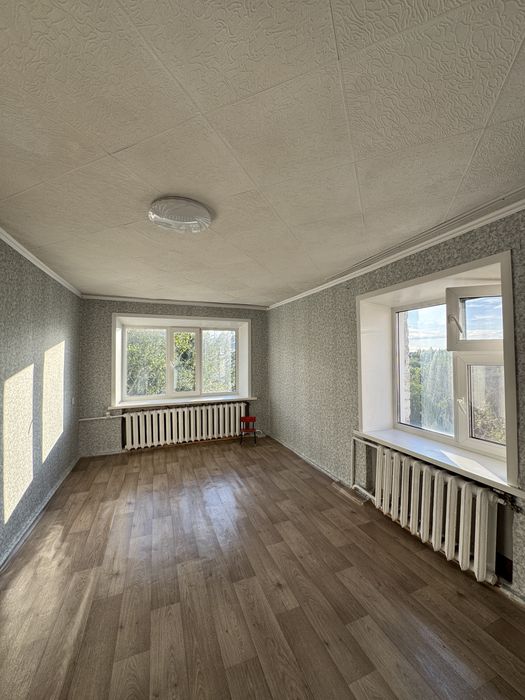 Продам квартиру проспект Республики 55