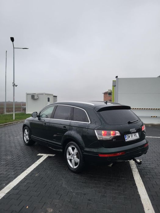 Vând urgent  audi Q7 automat Quatro