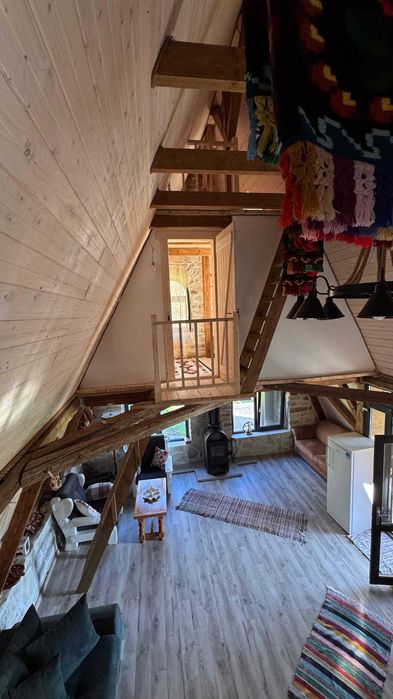 Închiriez cabană și glamping rupte de civilizație