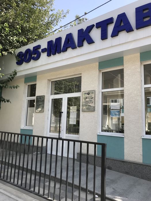 6комнатная двухуровневая квартира 126 кв. Хонабод курувчилар строители