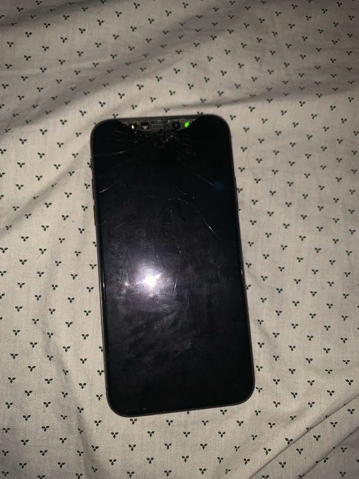 iPhone XS - Deteriorat - Pentru Piese/uz personal