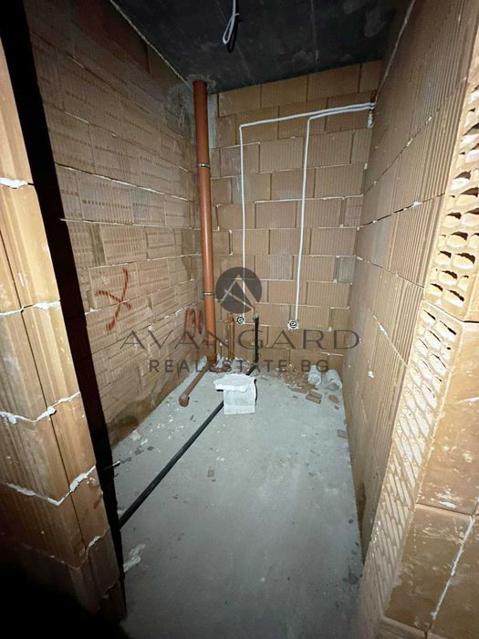 оф.22757 Тристаен с АКТ 14 Кършияка