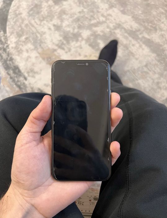 iPhone 11 pro 64gb