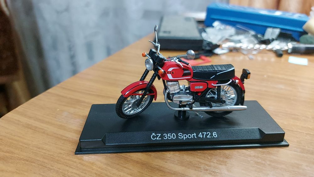 Продам коллекционные модели мотоциклов.