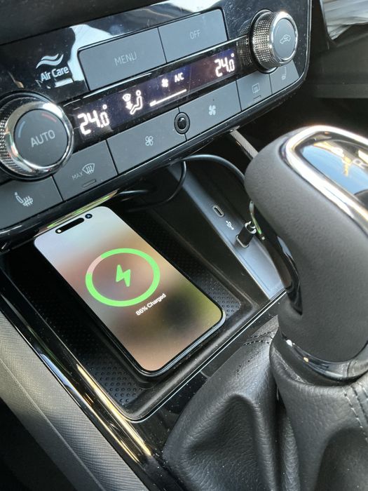 Car wireless charger