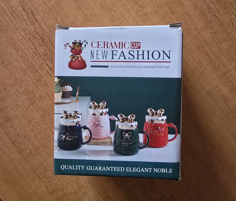 Cana ceramica craciun