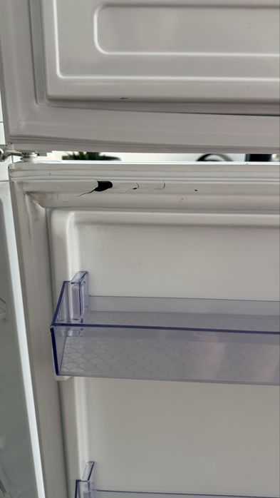 120 € !!! Хладилник  с камера Beko