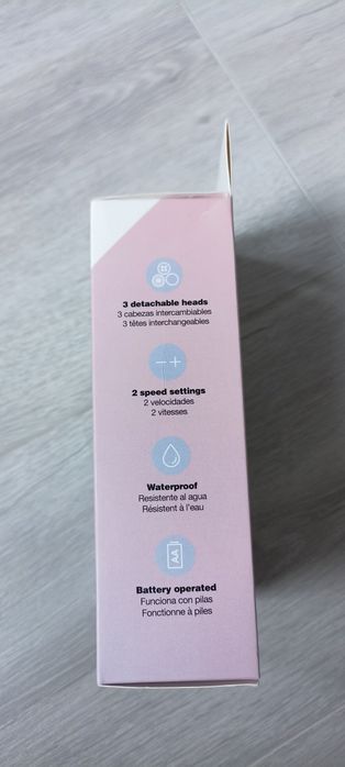 Електрическа четка за дълбоко почистване на лице