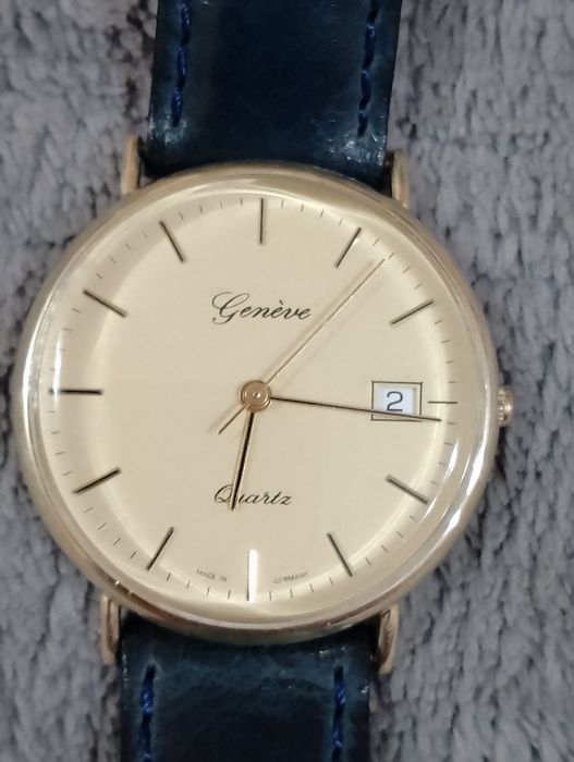 Vind ceas geneve.  carcasa aur 14 k  în stare impecabilă  functioneaza