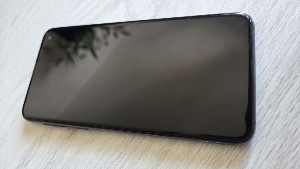 Samsung S10e 128gb cu display si capac stricat