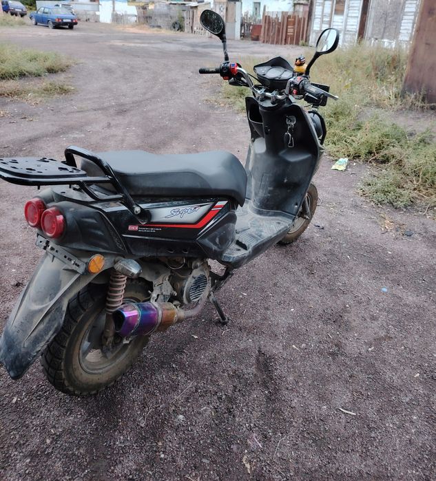 Продаю скутер Viper 150