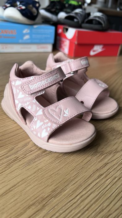 Детски обувки и сандали