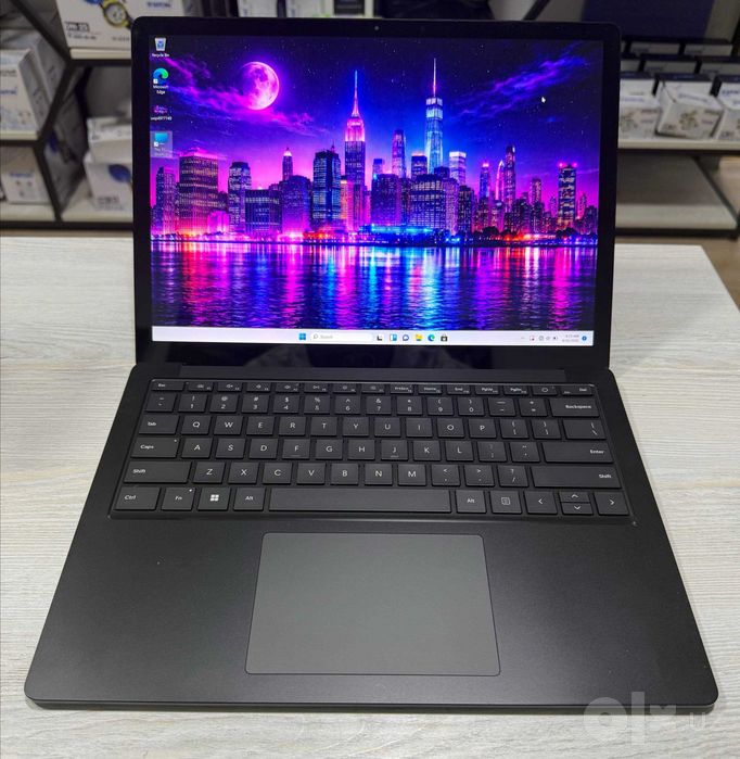 Microsoft Surface Laptop 5 13.5" 2K Сенсор Core i5-1245u 16GB/512GB