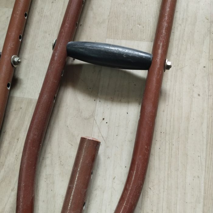 Костыли, новые СССР.