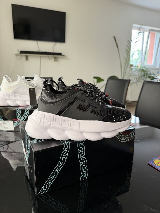 Versace Chain Reaction