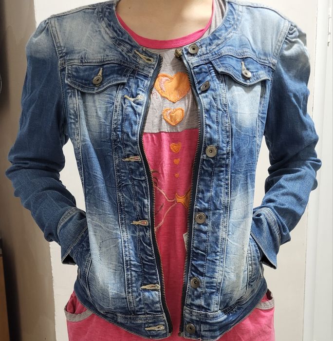 Қызыл көйлек сатылады 2500