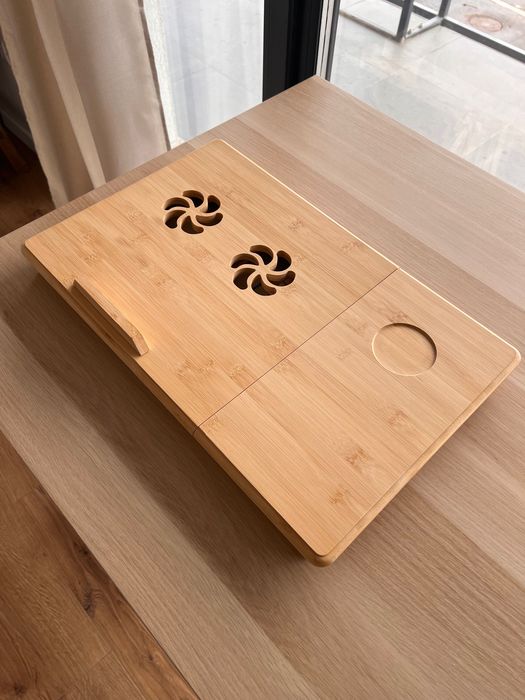 Masă laptop din lemn Jysk