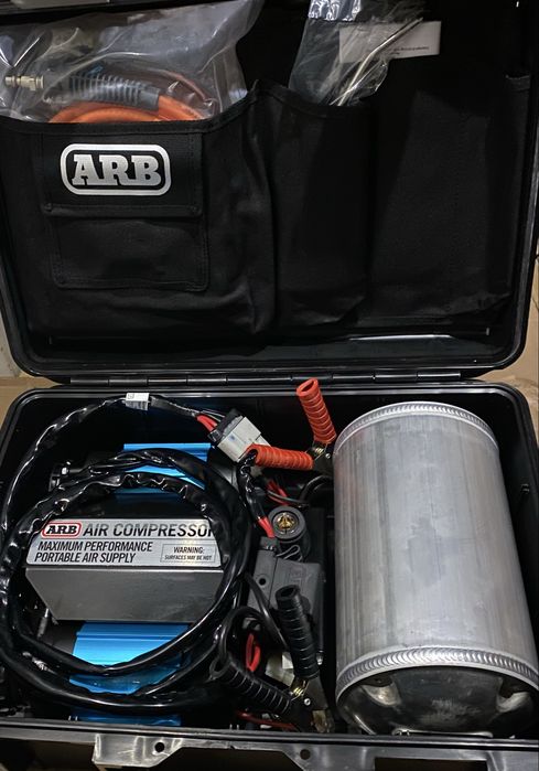 Авто компрессор ARB в кейсе с ресивером