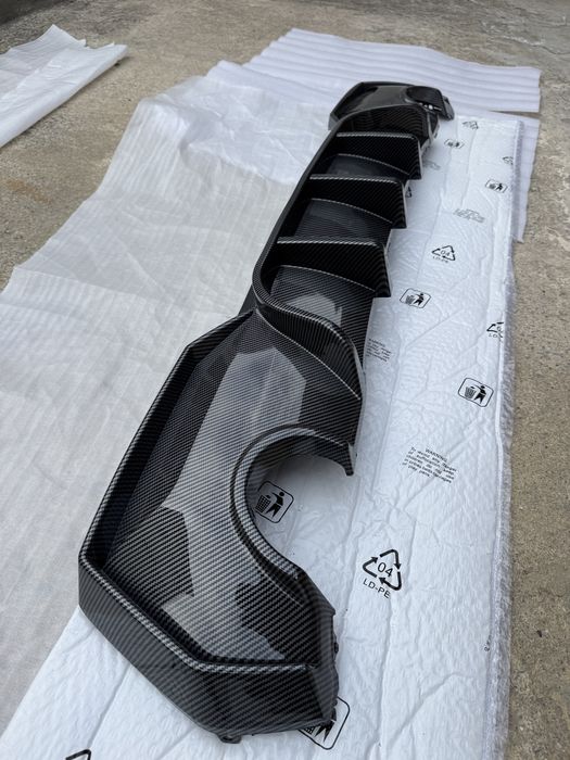Дифузьор заден  BMW 4  G22 G23 G26 M sport 2019 2024 carbon look
