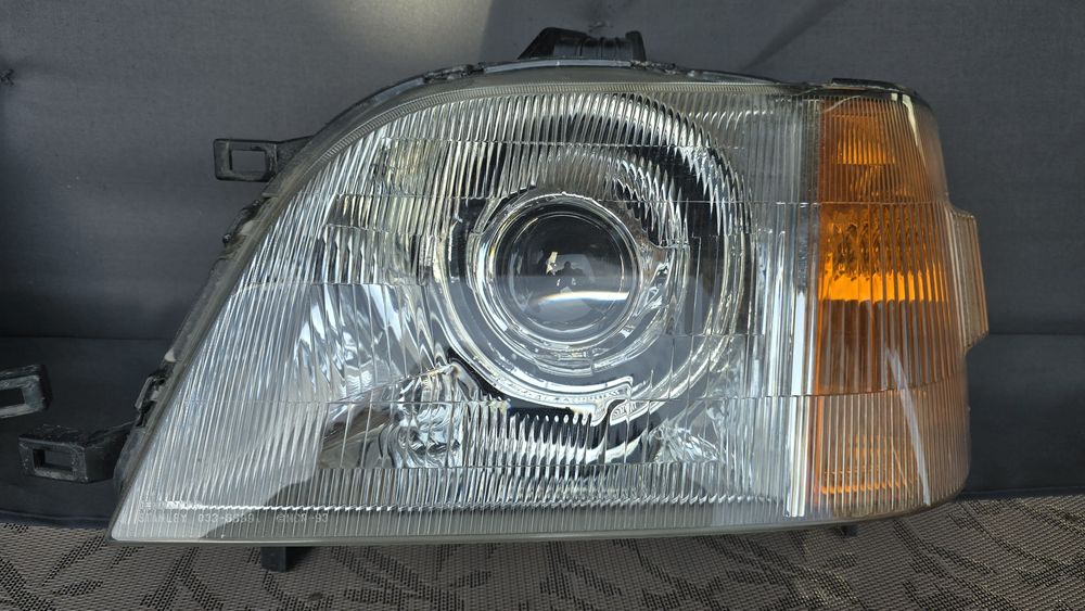 Фары на Hondу Stepwgn RF-1
