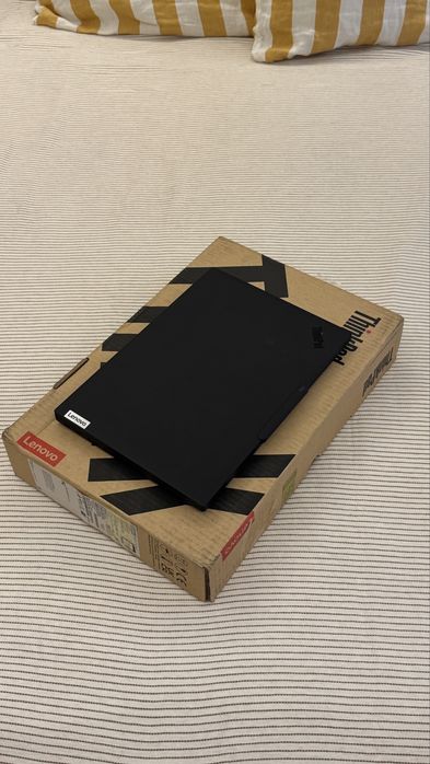 Lenovo ThinkPad T14s Gen 5 Ultra 7 / 16GB / 256GB