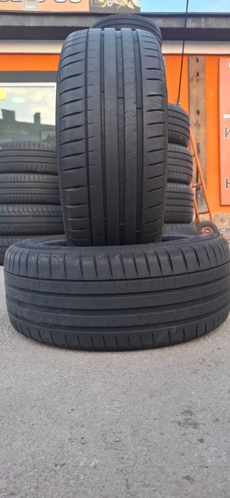 2бр. 225/45/17 Michelin 6mm грайфер, дот 20г. Безплатен монтаж